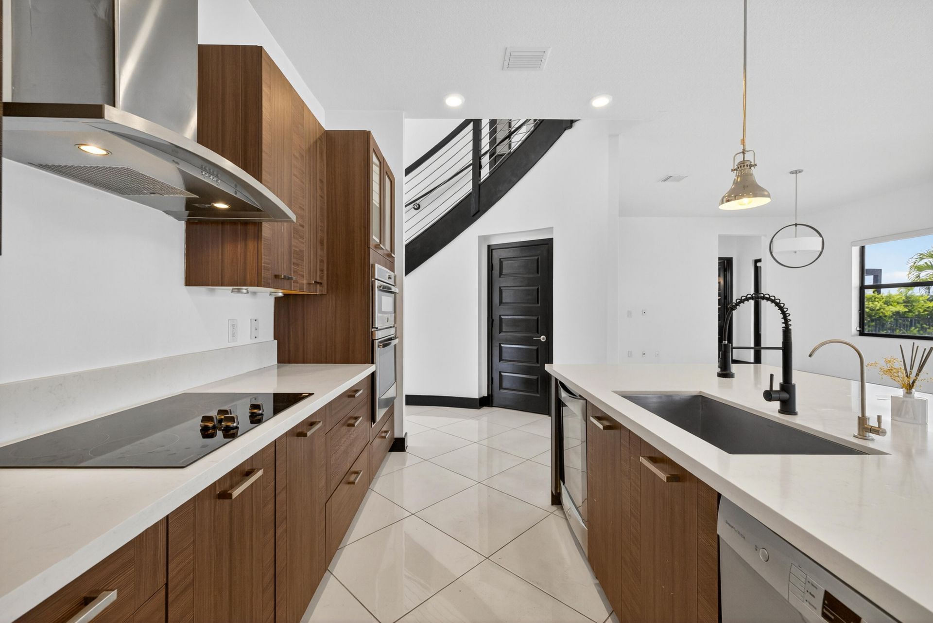 15800 NW 88th Avenue, Miami Lakes, FL 33018 Photo