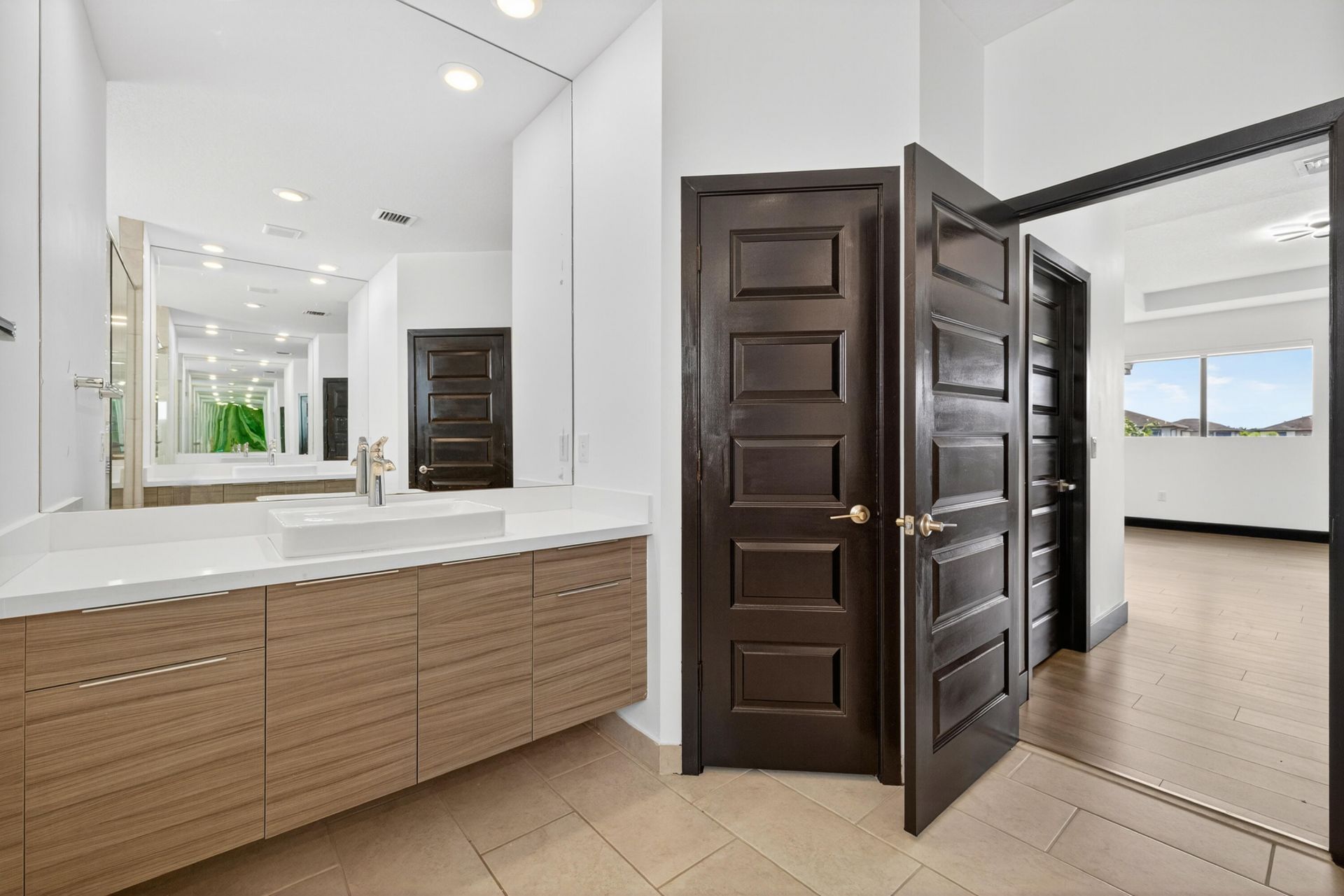 15800 NW 88th Avenue, Miami Lakes, FL 33018 Photo