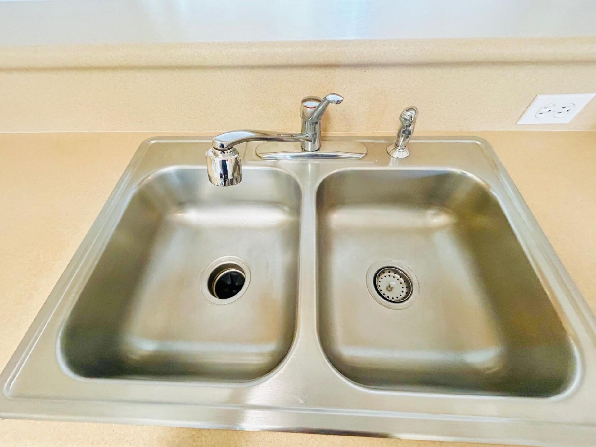 4723 Lucerne Lakes Boulevard E, Unit 634, Lake Worth, FL 33467 Photo