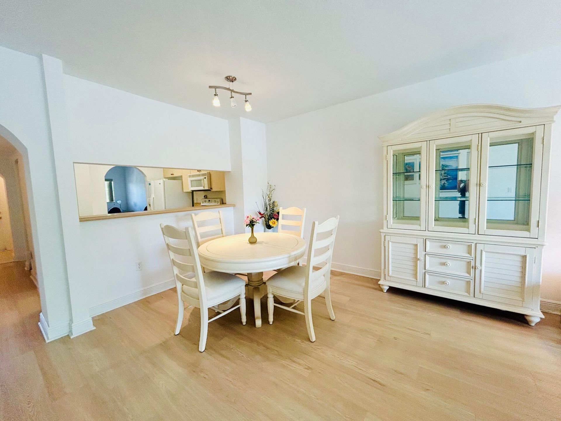 4723 Lucerne Lakes Boulevard E, Unit 634, Lake Worth, FL 33467 Photo