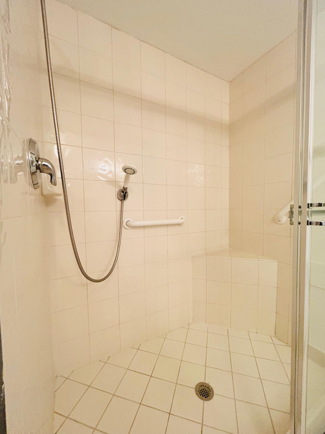 4723 Lucerne Lakes Boulevard E, Unit 634, Lake Worth, FL 33467 Photo