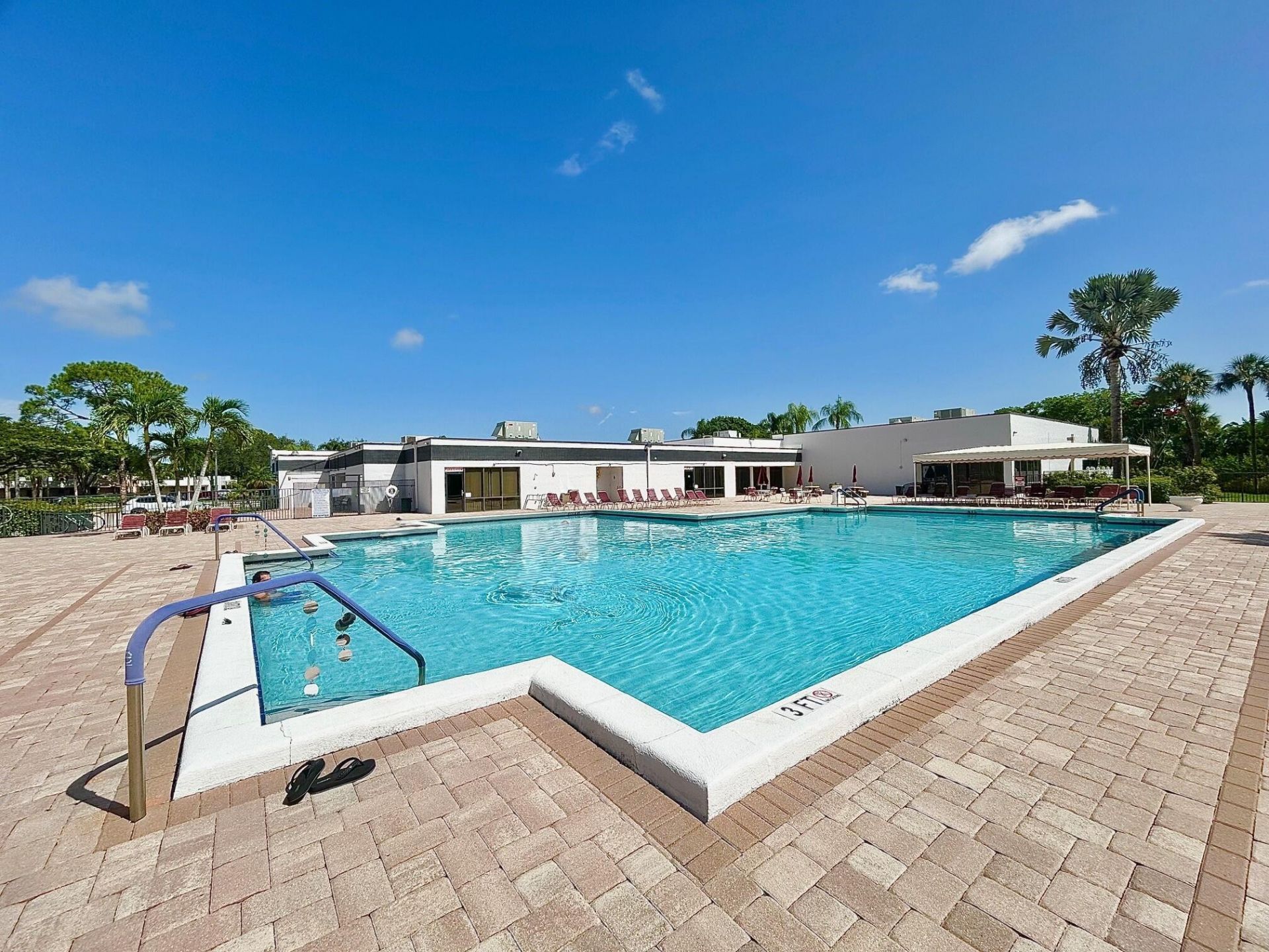 4723 Lucerne Lakes Boulevard E, Unit 634, Lake Worth, FL 33467 Photo