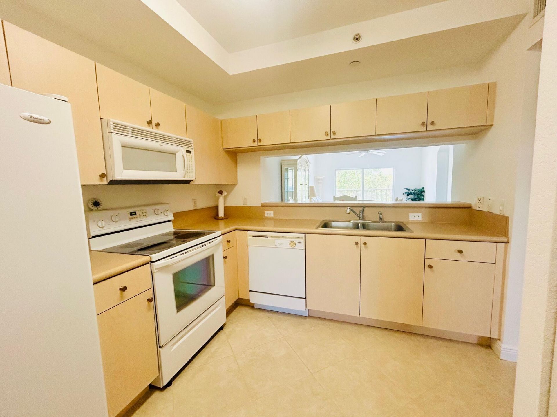 4723 Lucerne Lakes Boulevard E, Unit 634, Lake Worth, FL 33467 Photo