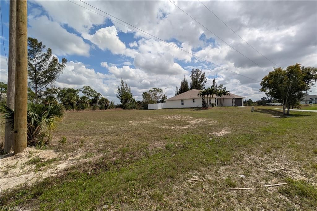 3317 NE 15th Pl, Cape Coral, FL 33909 Photo