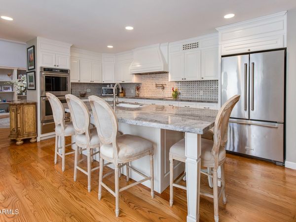 2737 E ARIZONA BILTMORE Circle, Unit 2, Phoenix, AZ 85016