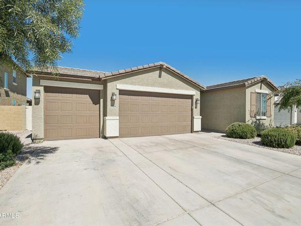 17214 W DAHLIA Drive, Surprise, AZ 85388