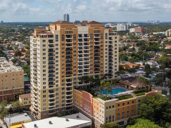 3232 SW 22nd Ter , Unit PH 2002, Miami, FL 33145