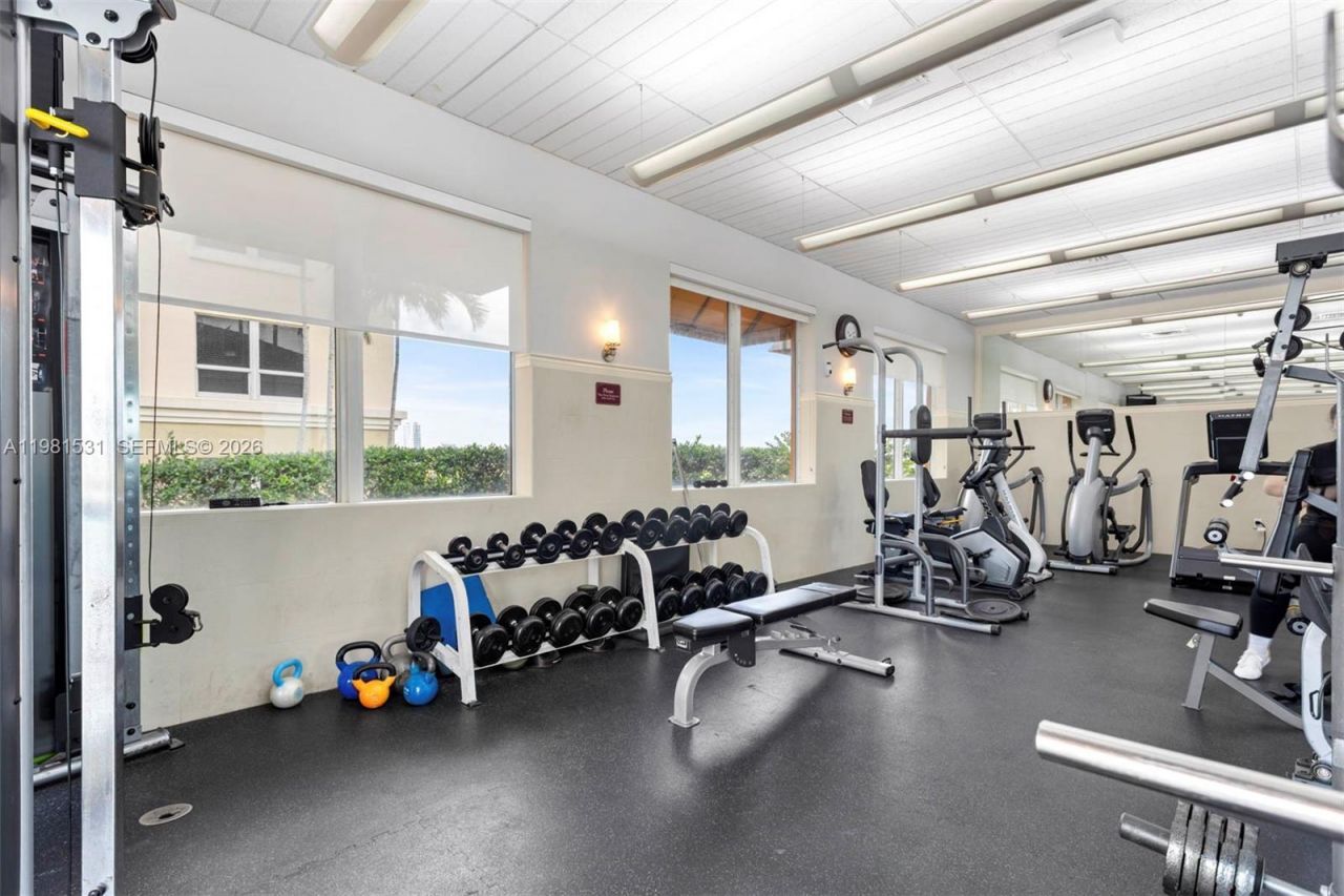 3232 SW 22nd Ter , Unit PH 2002, Miami, FL 33145 Photo