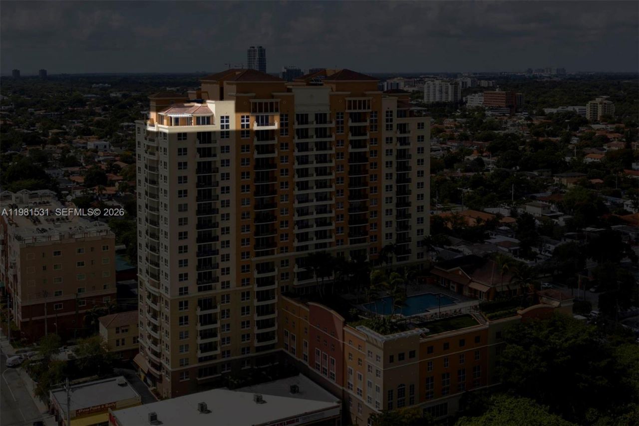 3232 SW 22nd Ter , Unit PH 2002, Miami, FL 33145 Photo