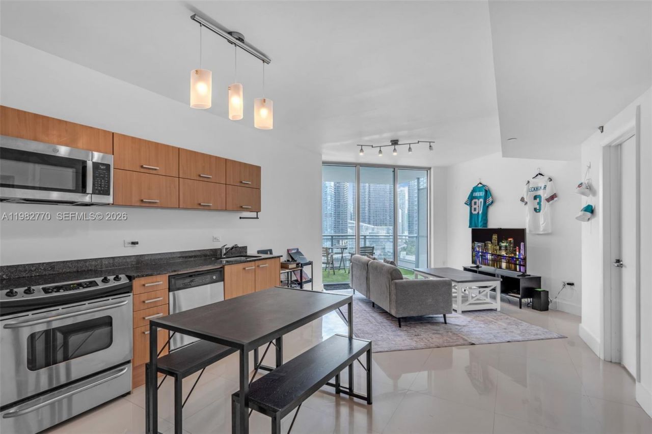 350 S Miami Ave , Unit 2412, Miami, FL 33130 Photo