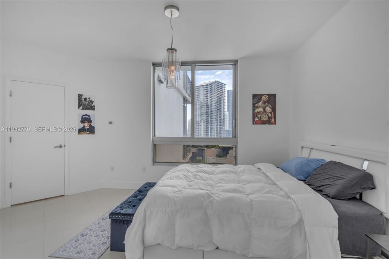 350 S Miami Ave, Unit 2412, Miami, FL 33130 Photo
