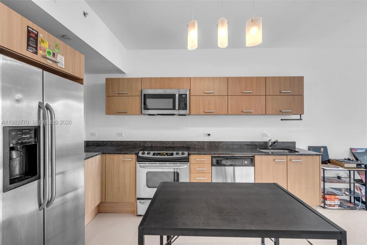 350 S Miami Ave , Unit 2412, Miami, FL 33130 Photo