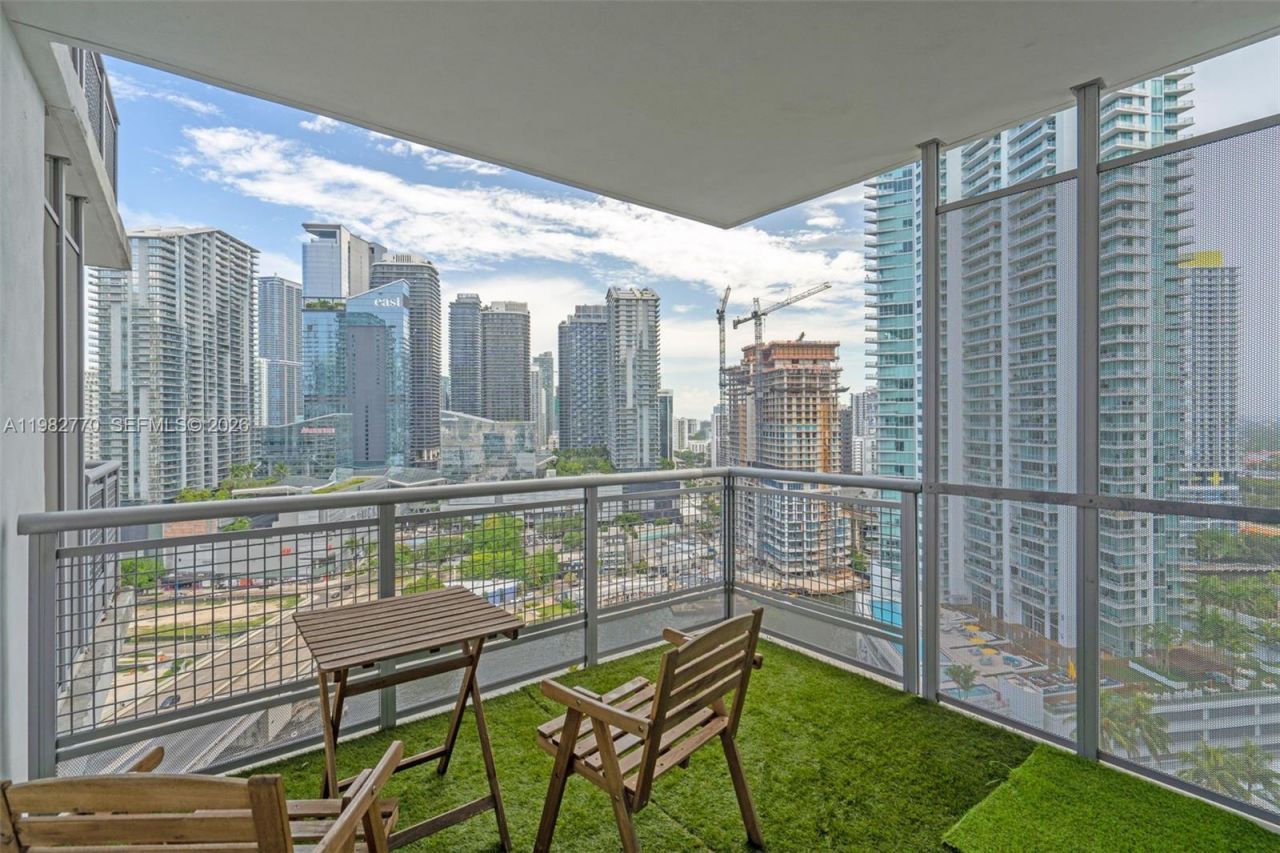 350 S Miami Ave , Unit 2412, Miami, FL 33130 Photo