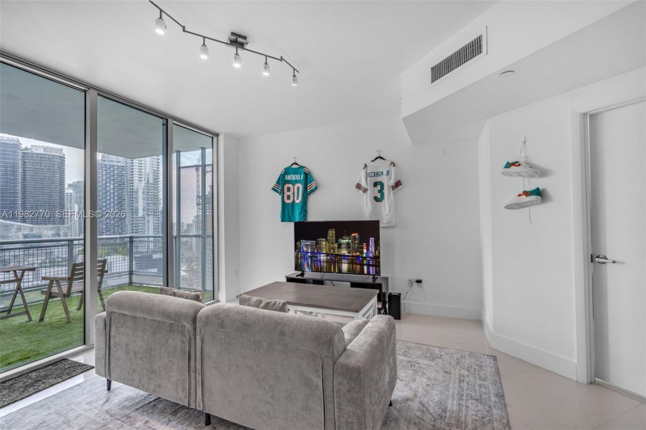 350 S Miami Ave, Unit 2412, Miami, FL 33130 Photo
