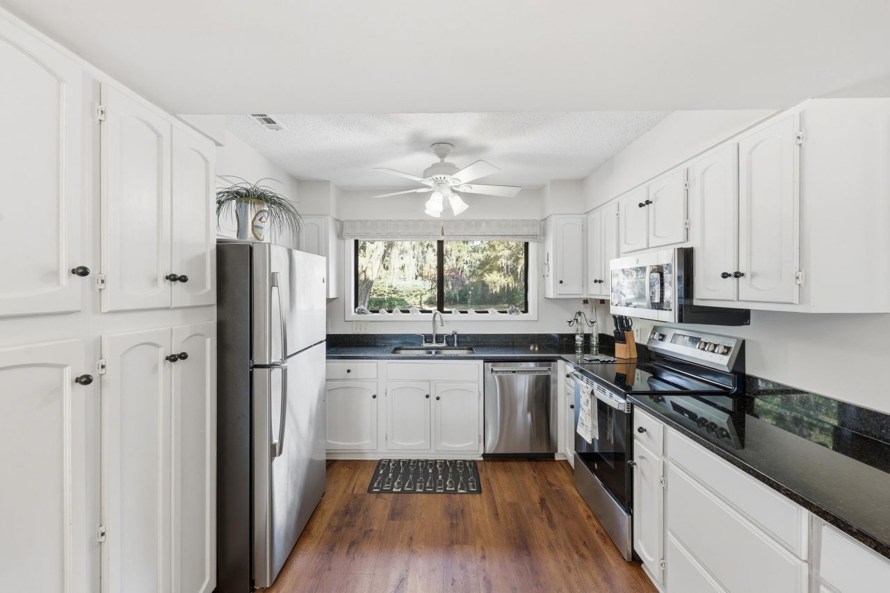 117 Finch Dr.  Photo 10