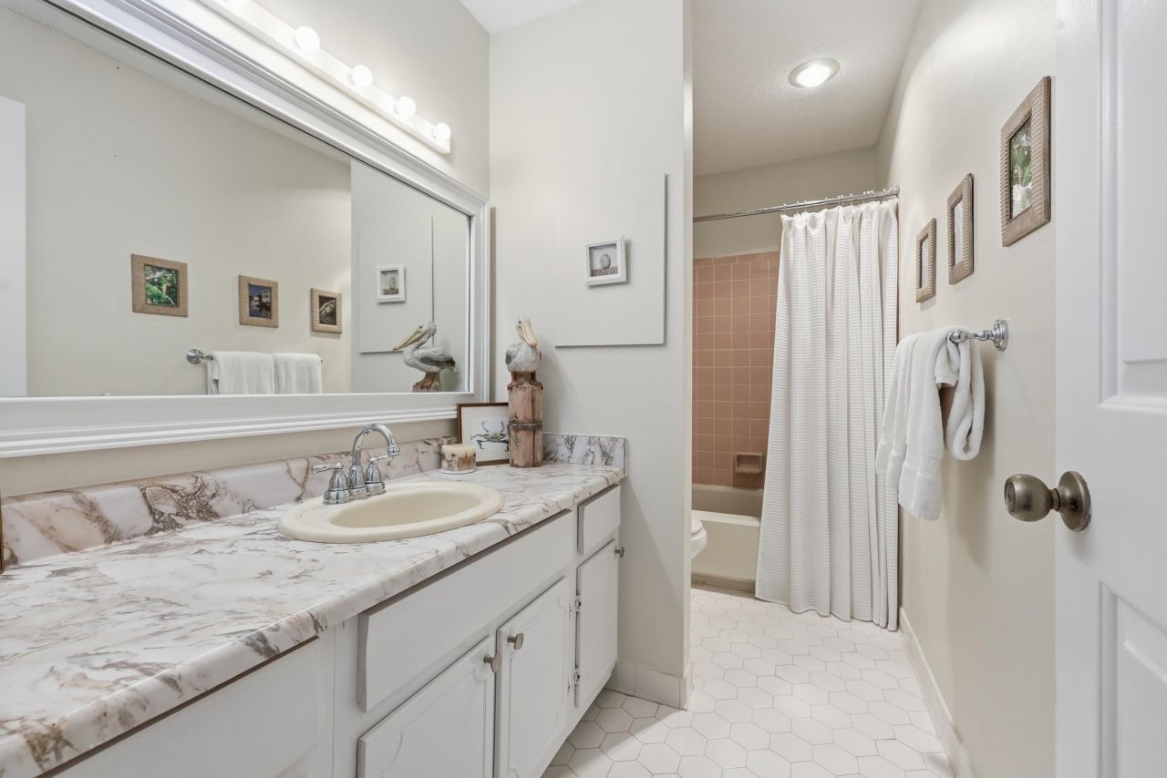 117 Finch Dr.  Photo 22