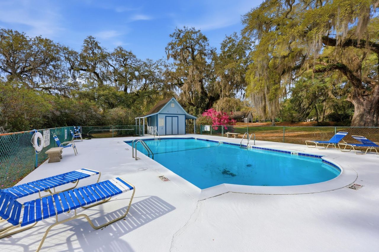 117 Finch Dr.  Photo 38