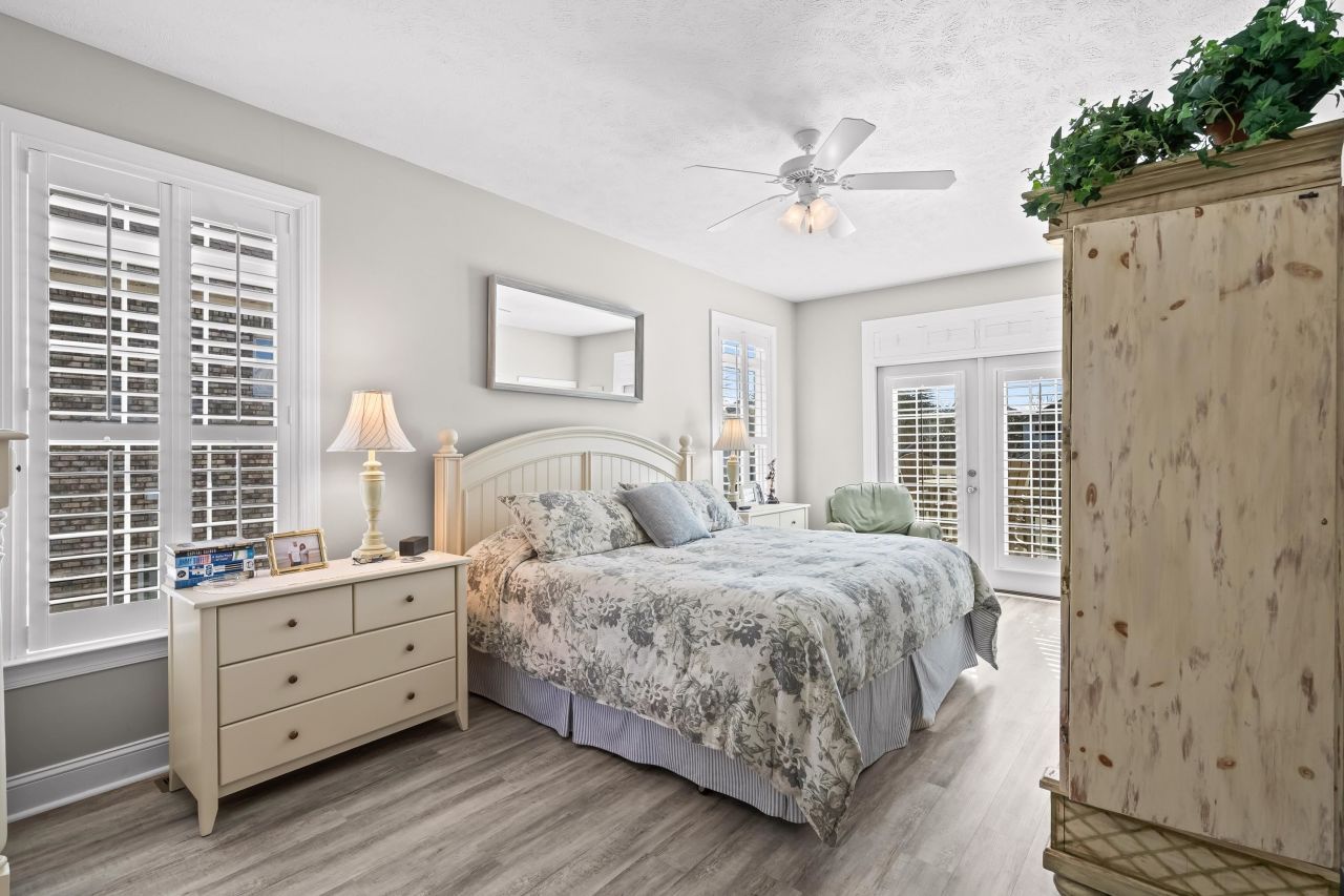 1608 Waterway Dr. Photo 35