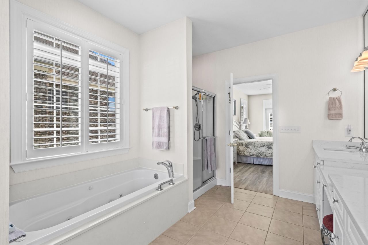 1608 Waterway Dr. Photo 39