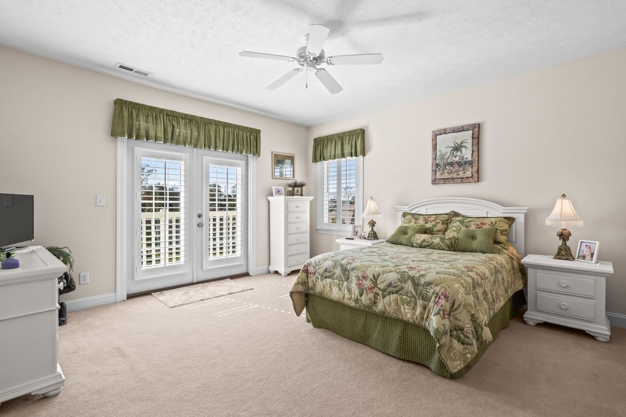 1608 Waterway Dr. Photo 45