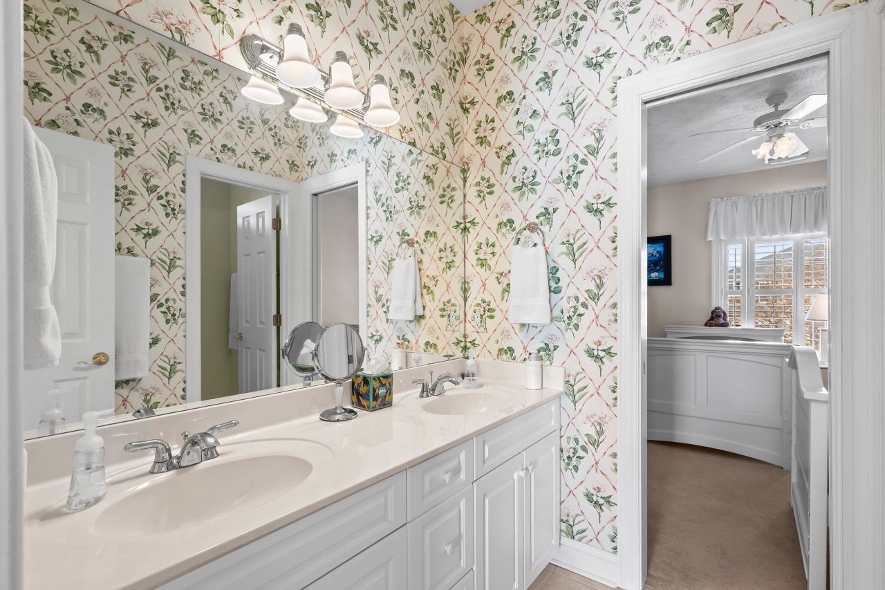 1608 Waterway Dr. Photo 52