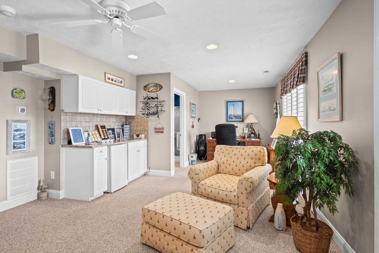 1608 Waterway Dr. Photo 61