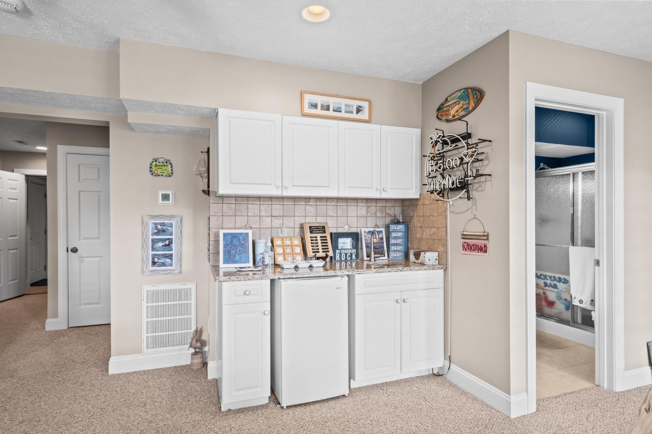 1608 Waterway Dr. Photo 62