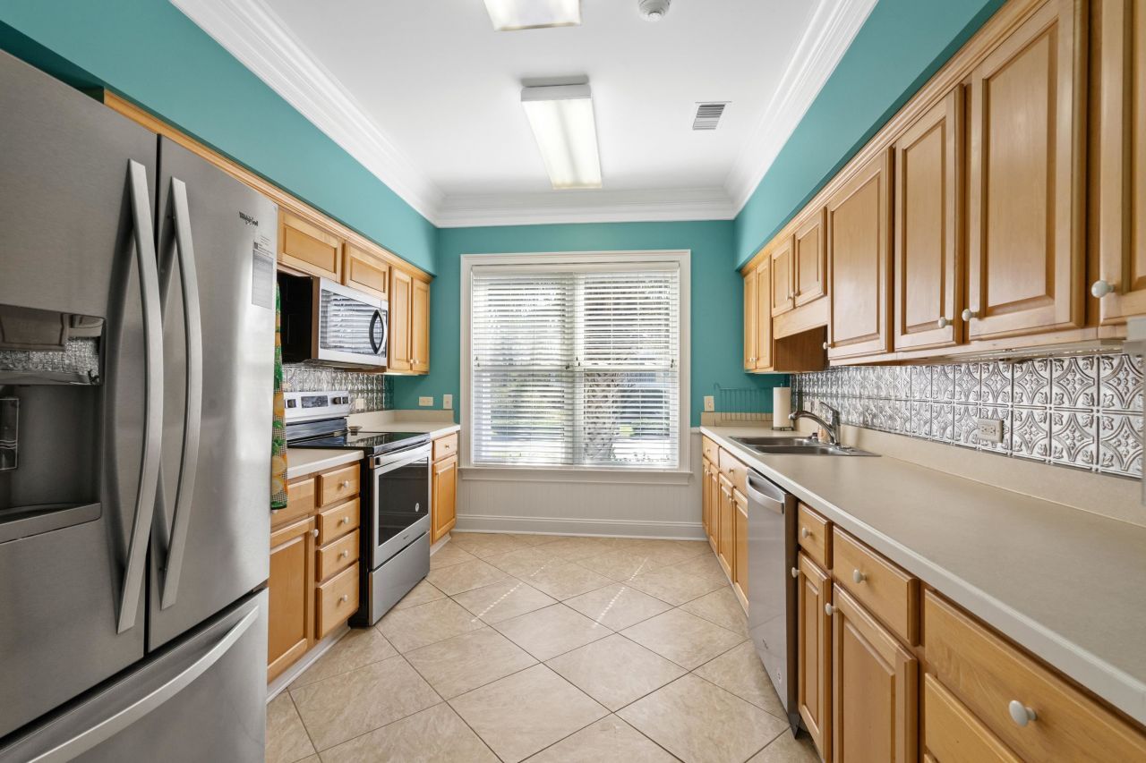 1608 Waterway Dr. Photo 88