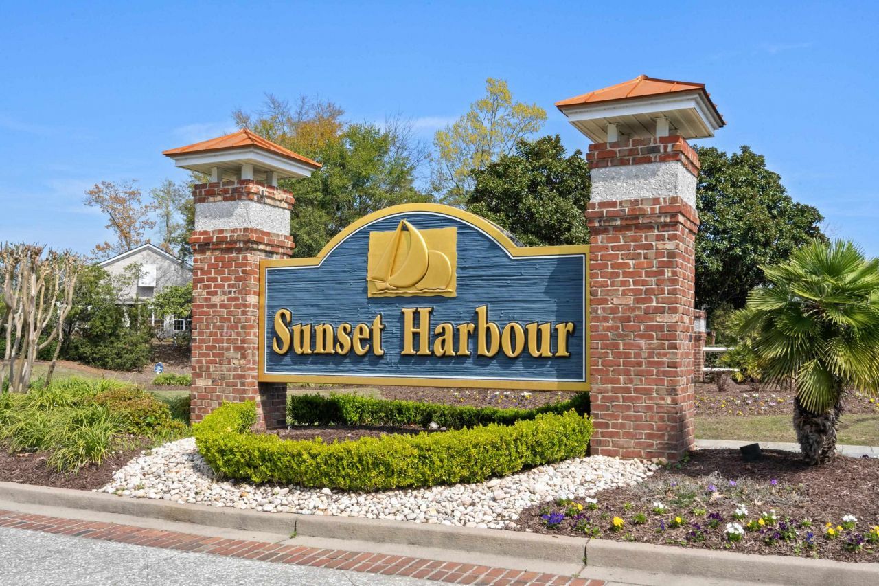 1608 Waterway Dr. Photo 96