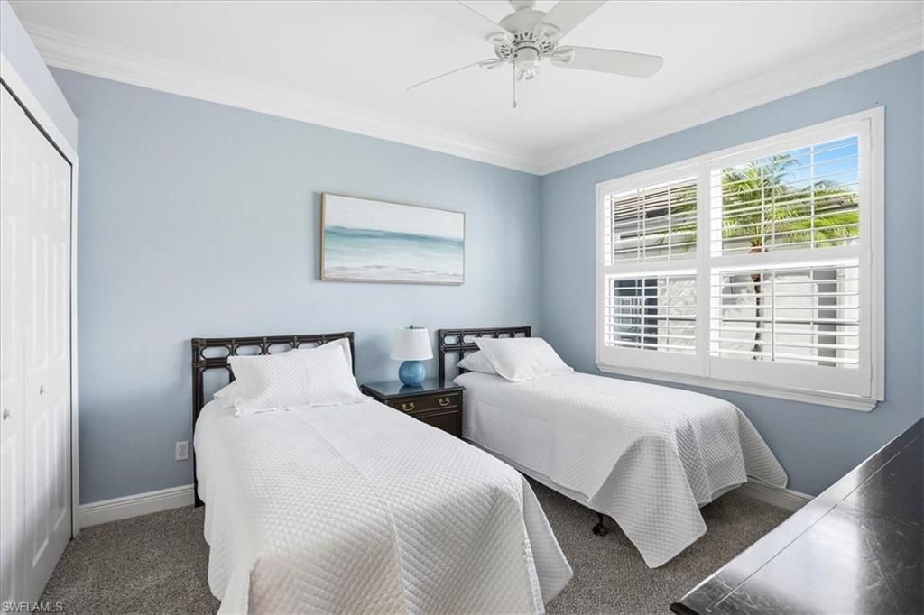 5963 Sand Wedge Ln, Unit 203, Naples, FL 34110 Photo