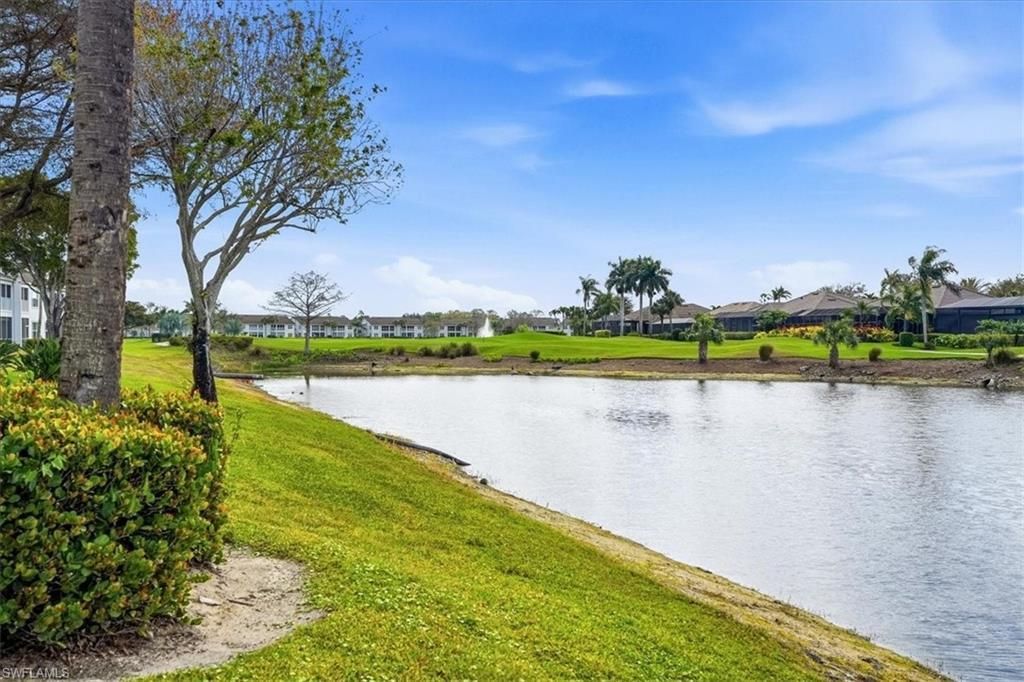 5963 Sand Wedge Ln, Unit 203, Naples, FL 34110 Photo