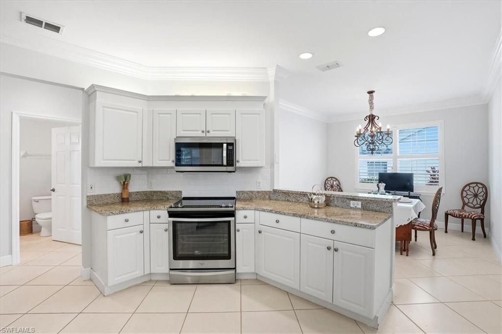 5963 Sand Wedge Ln, Unit 203, Naples, FL 34110 Photo