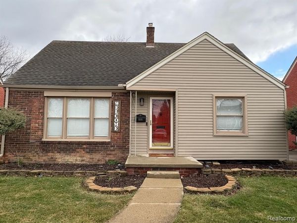 15570 Angelique Avenue, Allen Park, MI 48101