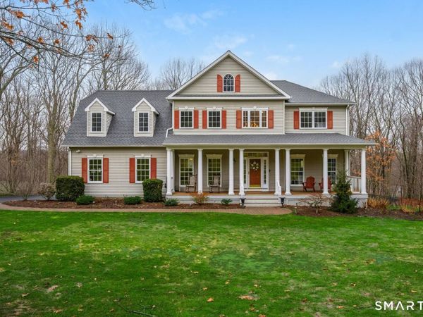 2 Apple, Oxford, CT 06478