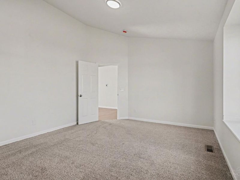 155 Keswick Drive, Monroe, OH 45050 Photo 11