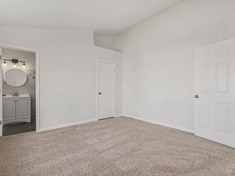 155 Keswick Drive, Monroe, OH 45050 Photo 13