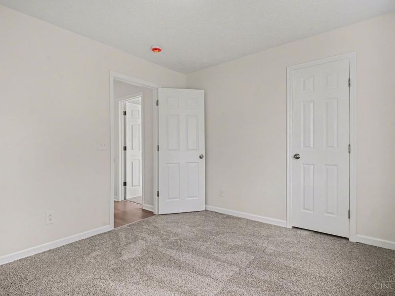 155 Keswick Drive, Monroe, OH 45050 Photo 18