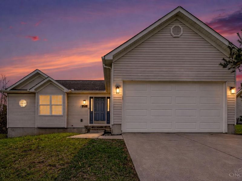 155 Keswick Drive, Monroe, OH 45050 Photo 2