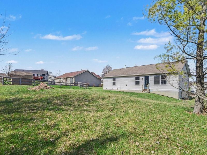 155 Keswick Drive, Monroe, OH 45050 Photo 26