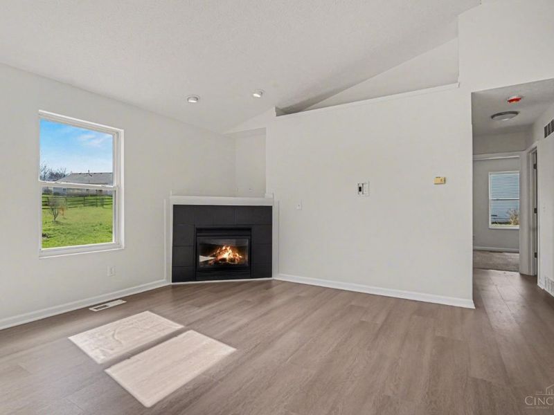 155 Keswick Drive, Monroe, OH 45050 Photo 5