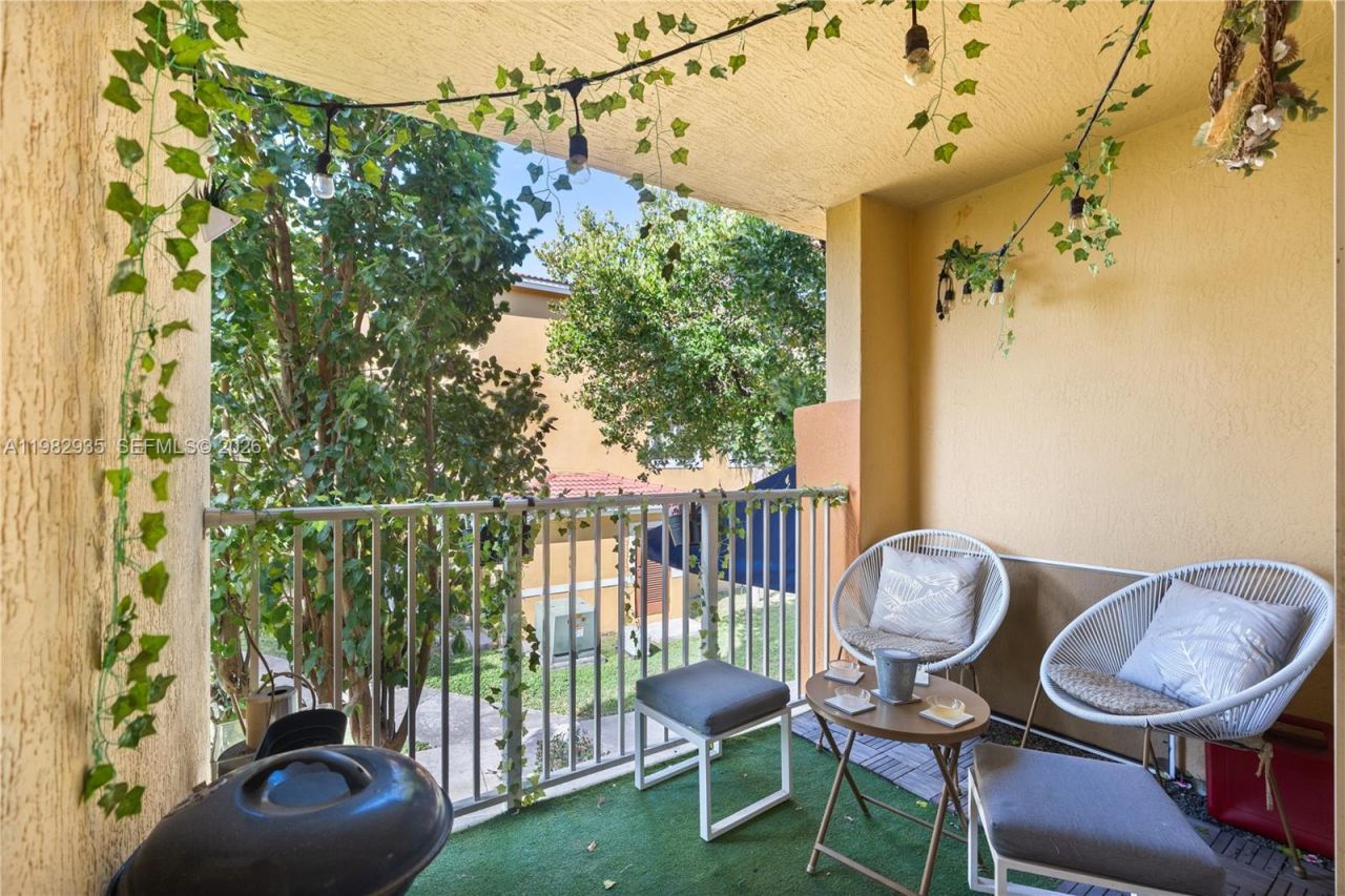 21130 SW 87th Ave , Unit 206, Cutler Bay, FL 33189 Photo