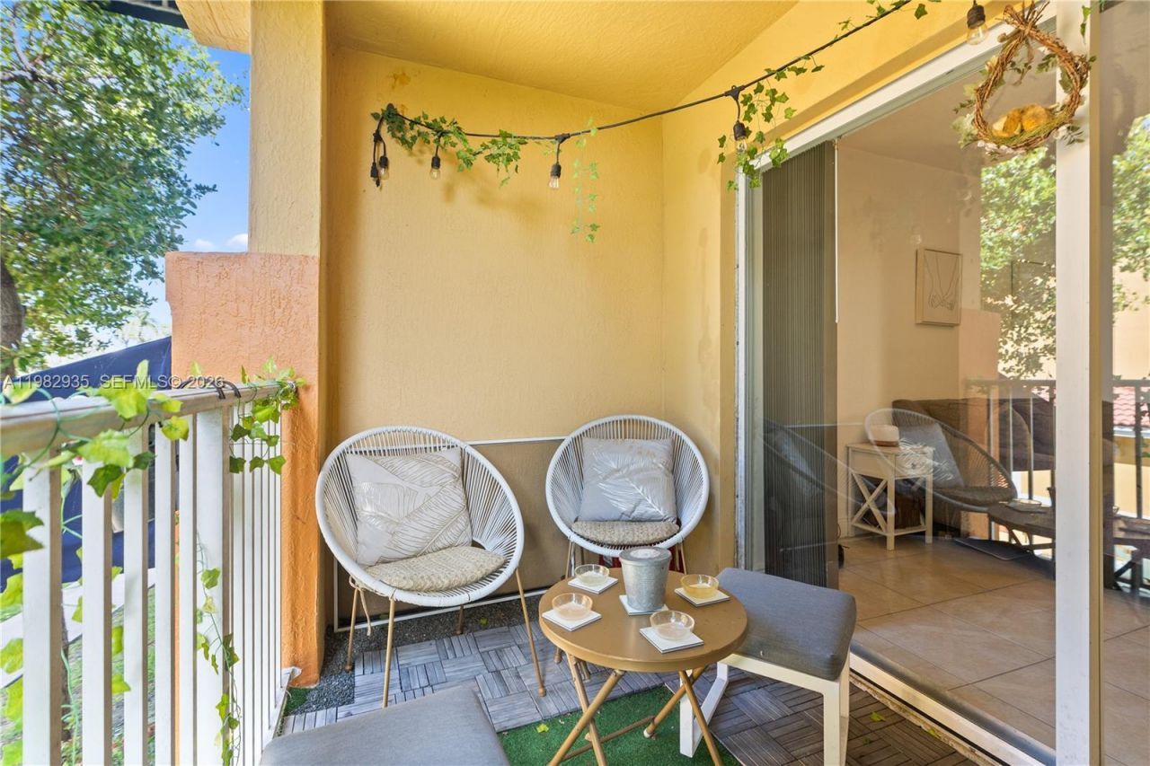 21130 SW 87th Ave , Unit 206, Cutler Bay, FL 33189 Photo