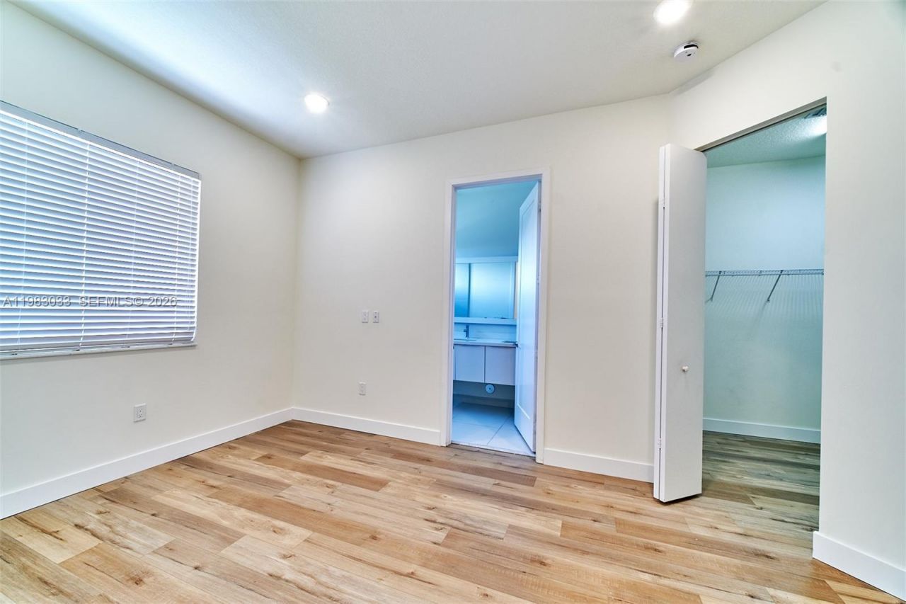 10447 NW 66th St , Doral, FL 33178 Photo