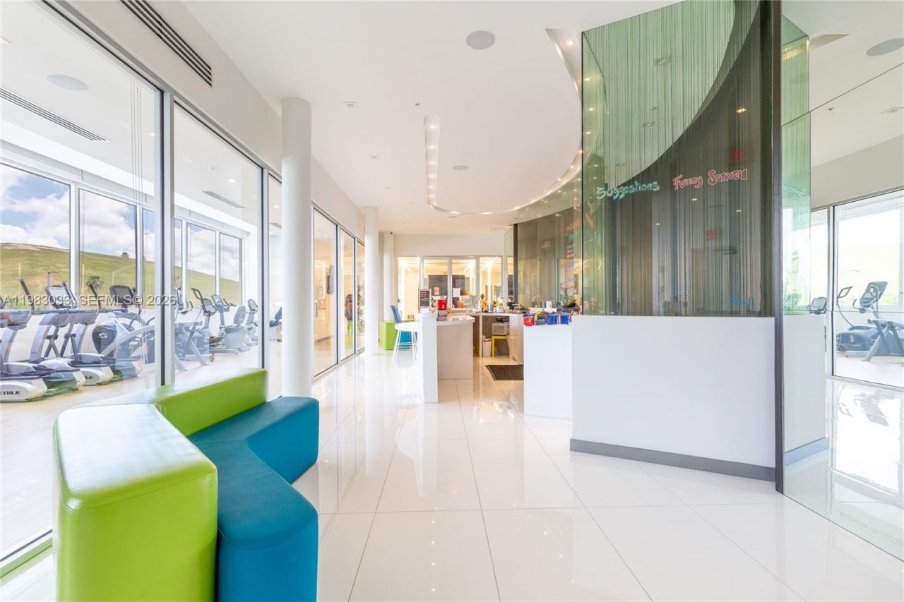 10447 NW 66th St , Doral, FL 33178 Photo