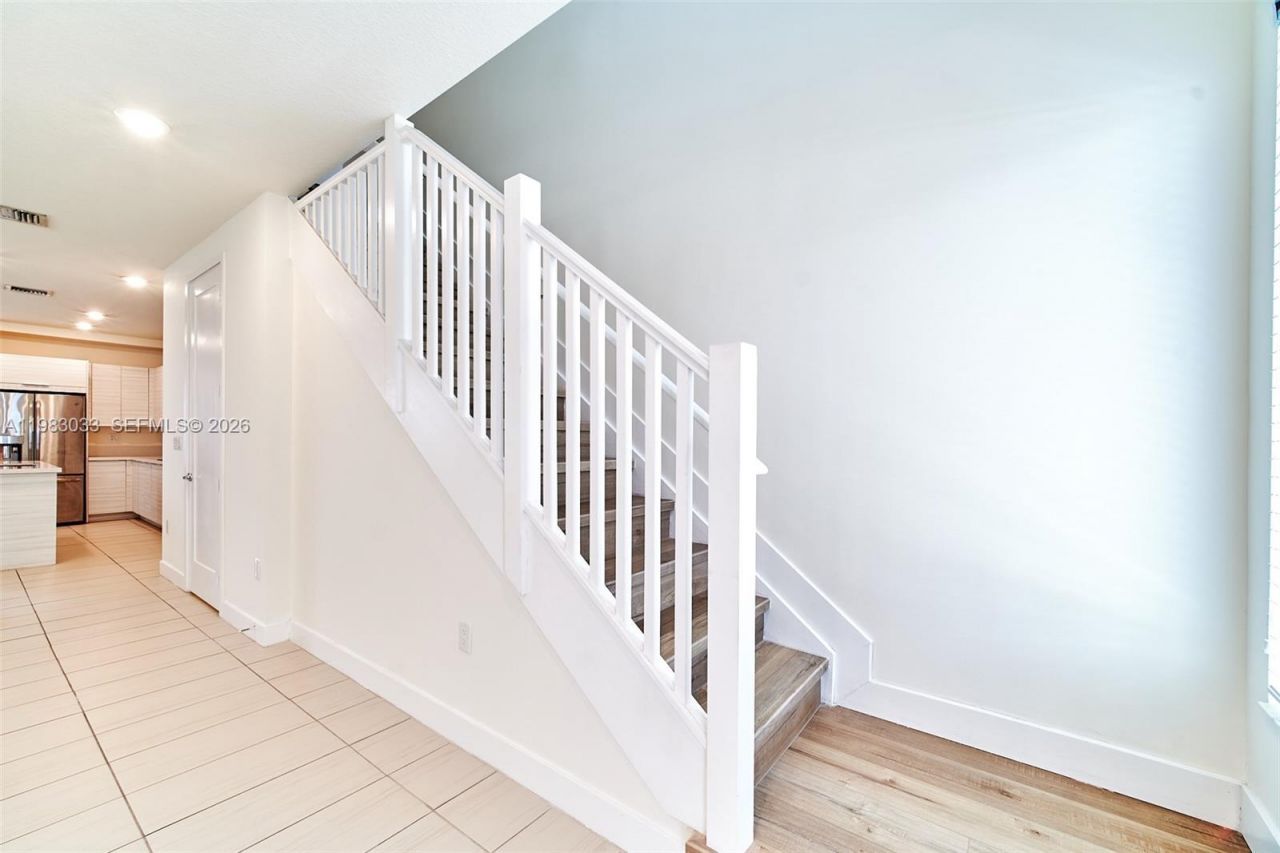 10447 NW 66th St , Doral, FL 33178 Photo