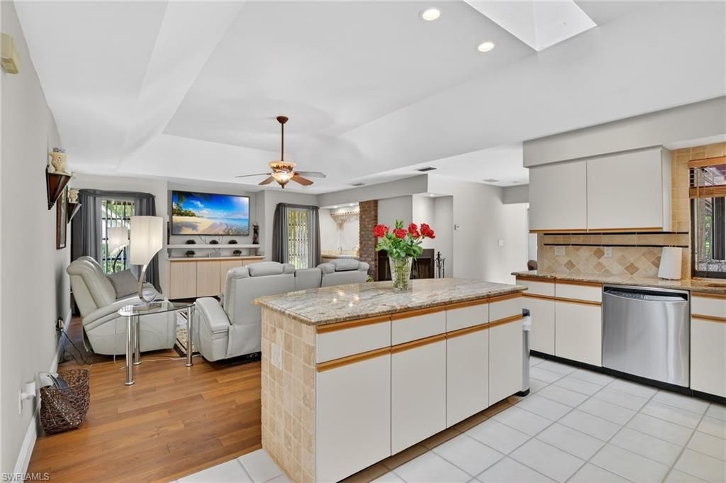 812 Pine Creek Ln , Naples, FL 34108 Photo