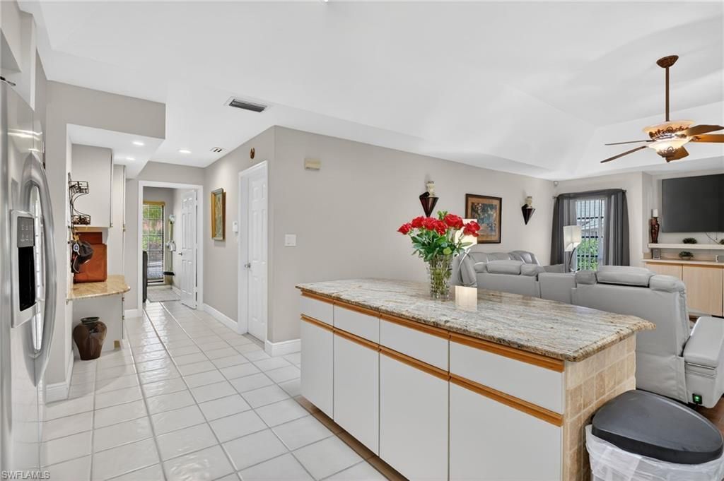 812 Pine Creek Ln , Naples, FL 34108 Photo