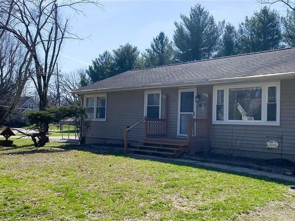 1600 W H Street, Swansea, IL 62226