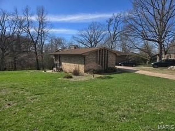 17 Schonoff Lane , Cape Girardeau, MO 63703