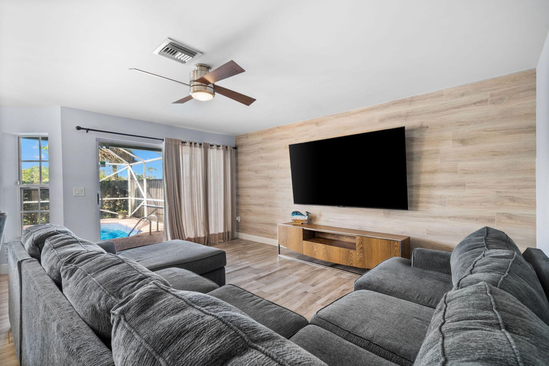 7447 NW 25th Street, Margate, FL 33063 Photo